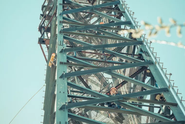 Photo du pylône d'entrainement Névé